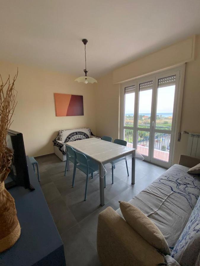 אלבניה Appartamento Vista Mare מראה חיצוני תמונה