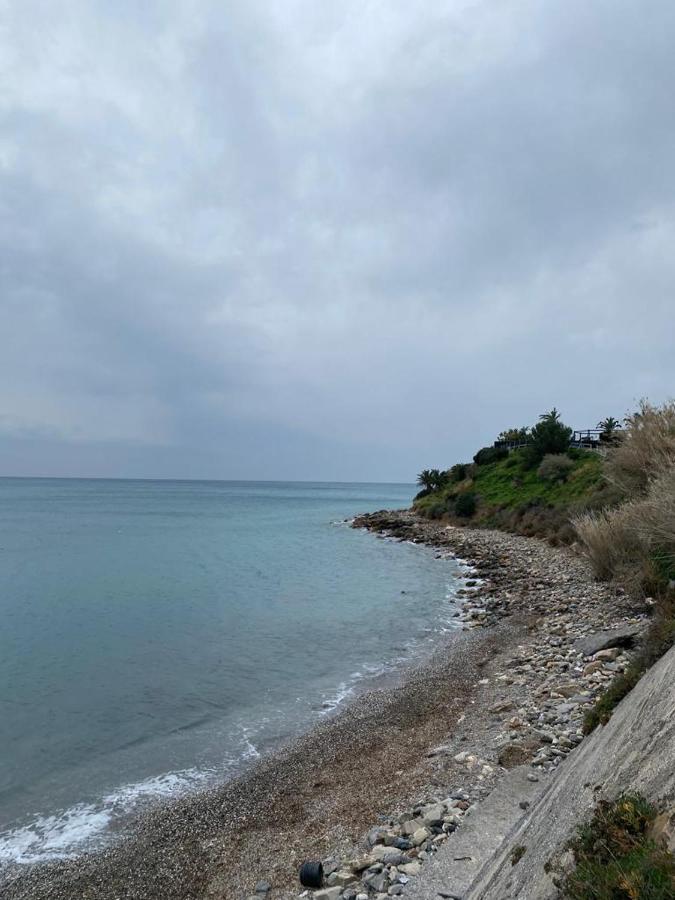 אלבניה Appartamento Vista Mare מראה חיצוני תמונה