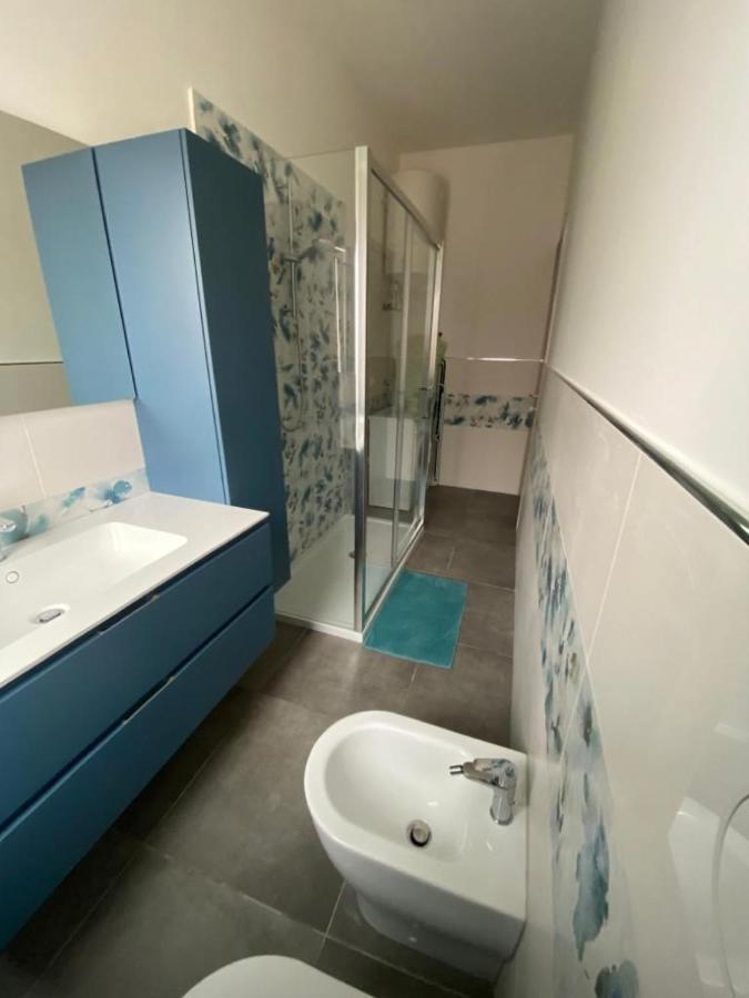 אלבניה Appartamento Vista Mare מראה חיצוני תמונה