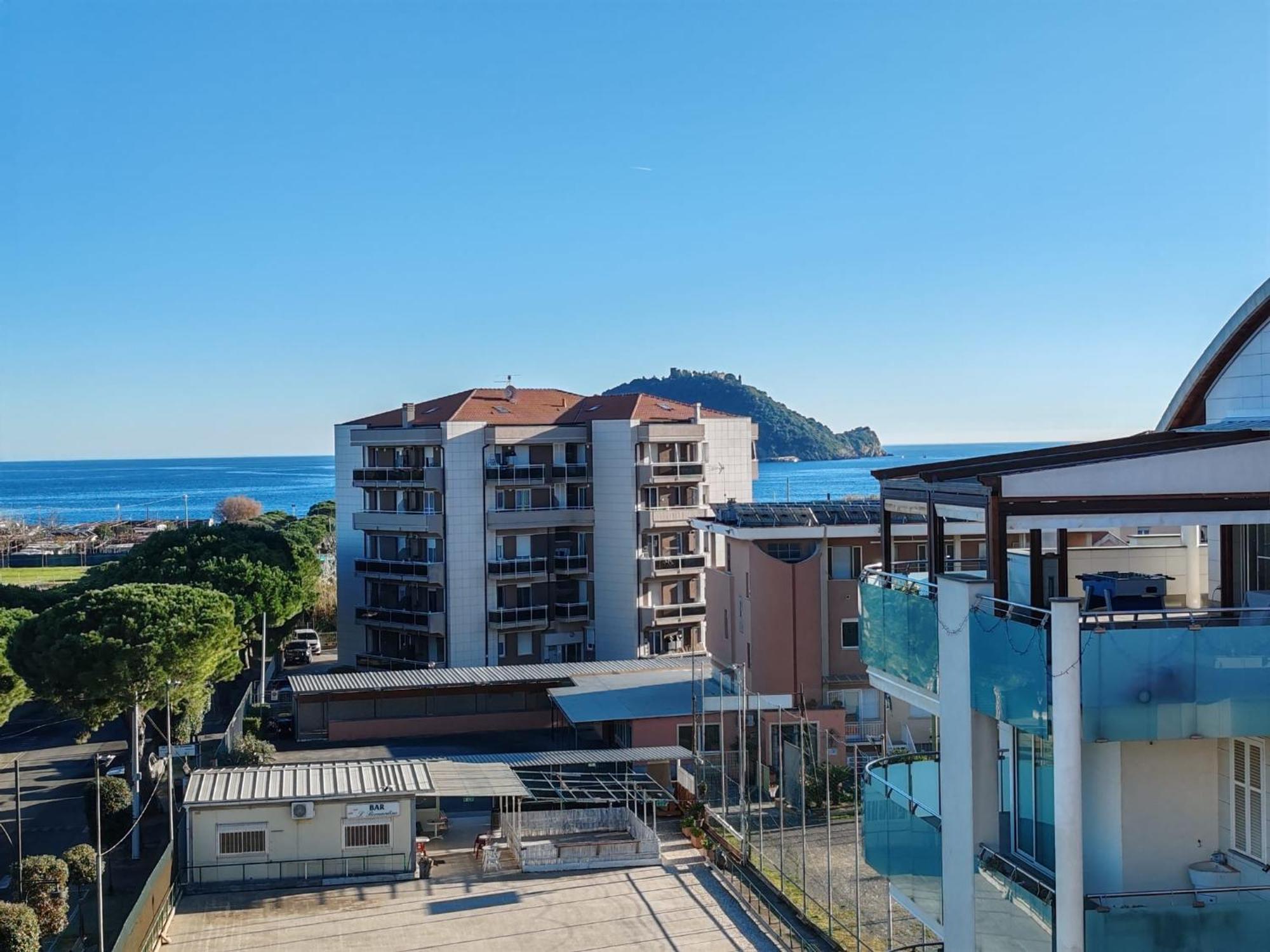 אלבניה Appartamento Vista Mare מראה חיצוני תמונה